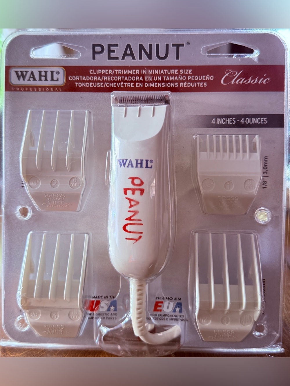 Wahl mini clipper kit in white with red accent